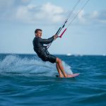 Reconnaître et anticiper les conditions météo dangereuses en kitesurf : orages, grains, rafales et vents violents